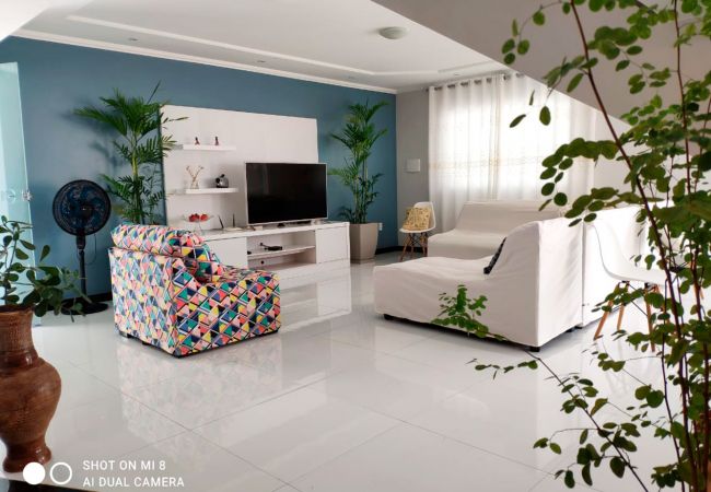 Casa em Porto Seguro - Casa c WiFi e ótima localização - Porto Seguro/BA Casa em Porto Seguro - Casa c WiFi e ótima localização - Porto Seguro/BA