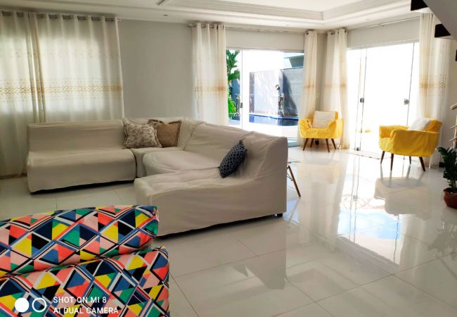 Casa em Porto Seguro - Casa c WiFi e ótima localização - Porto Seguro/BA Casa em Porto Seguro - Casa c WiFi e ótima localização - Porto Seguro/BA