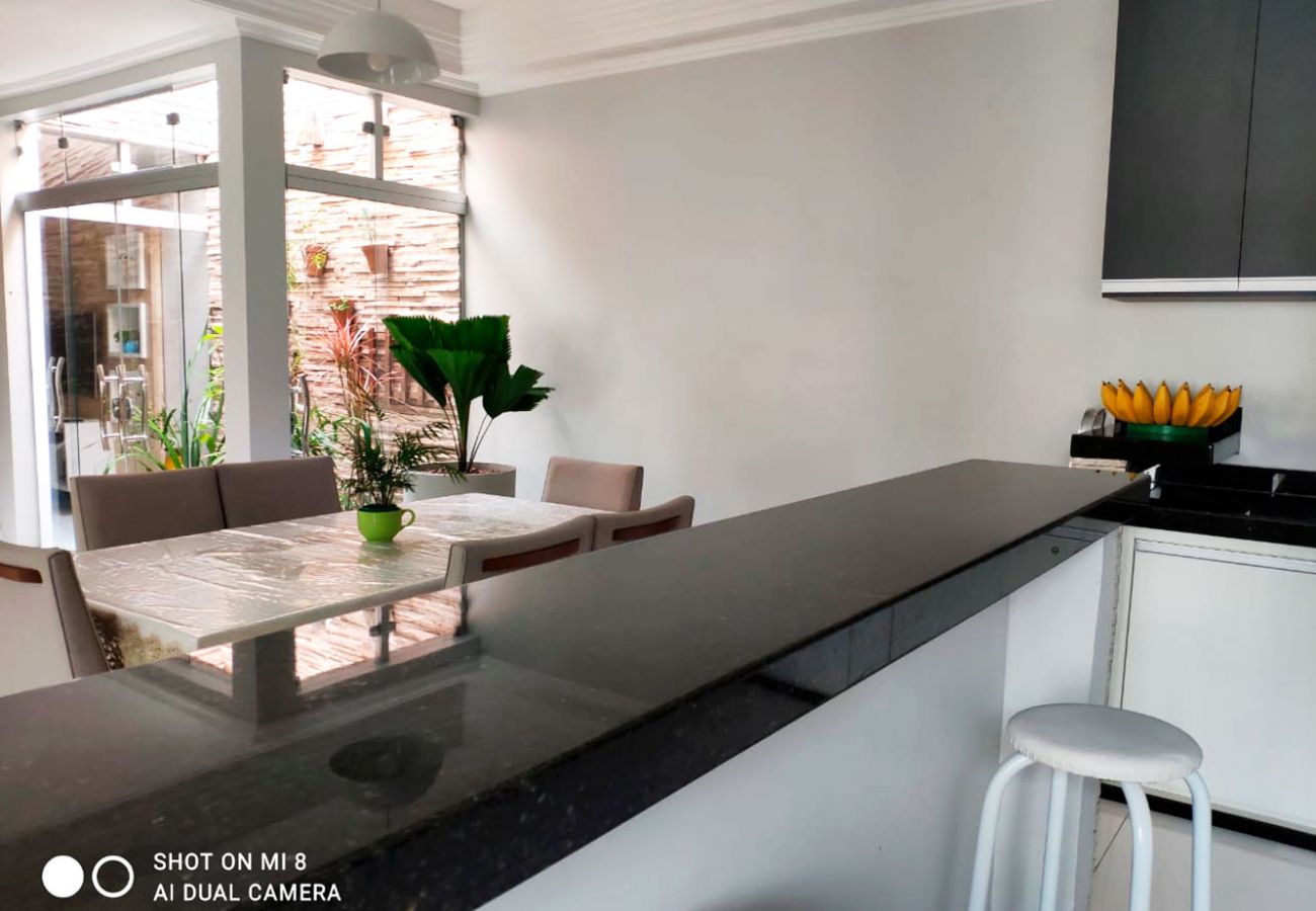 Casa em Porto Seguro - Casa c WiFi e ótima localização - Porto Seguro/BA Casa em Porto Seguro - Casa c WiFi e ótima localização - Porto Seguro/BA