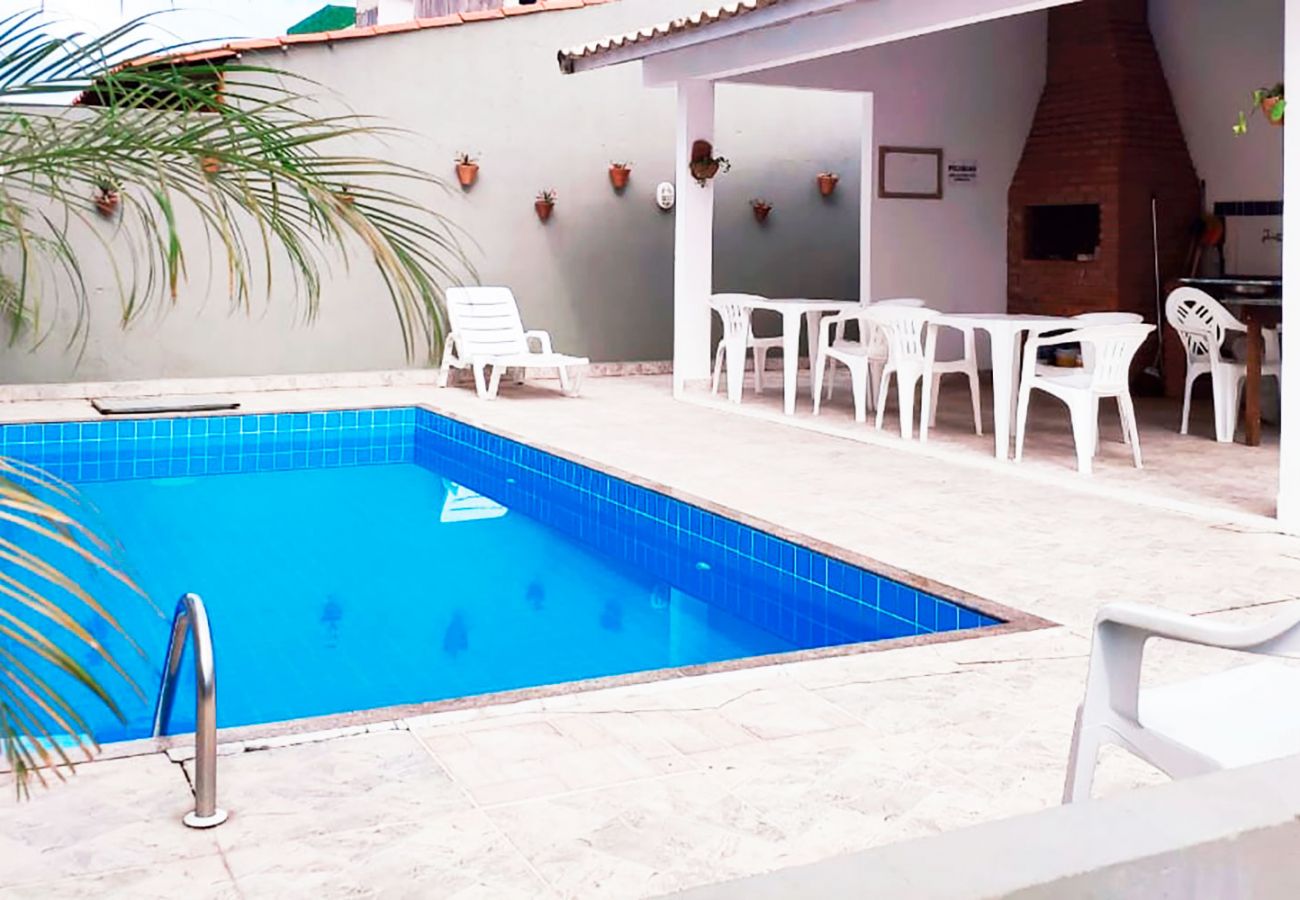 Apartamento em Porto Seguro - Casa com Wi-Fi e churrasqueira em Porto Seguro/Ba