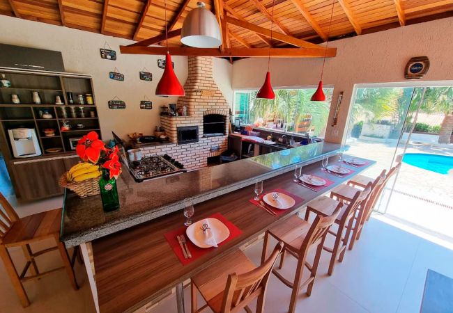 Casa em Mairinque - Casa de campo com Wi-Fi e lazer em Mairinque/SP Casa em Mairinque - Casa de campo com Wi-Fi e lazer em Mairinque/SP