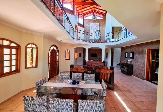 Casa em Mairinque - Casa de campo com Wi-Fi e lazer em Mairinque/SP Casa em Mairinque - Casa de campo com Wi-Fi e lazer em Mairinque/SP