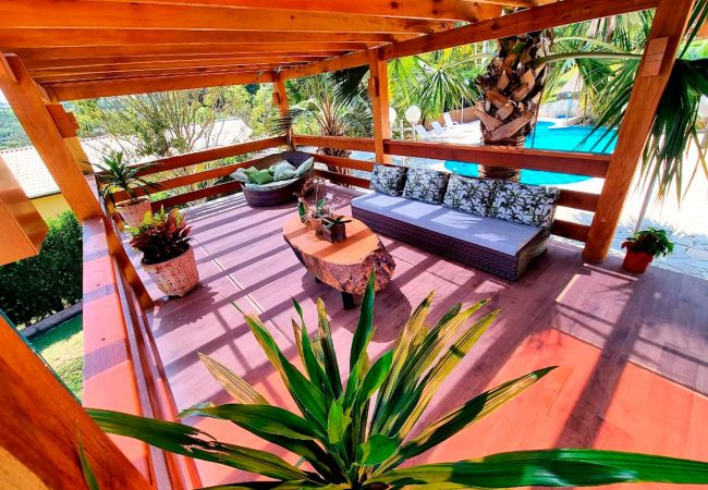 Casa em Mairinque - Casa de campo com Wi-Fi e lazer em Mairinque/SP Casa em Mairinque - Casa de campo com Wi-Fi e lazer em Mairinque/SP