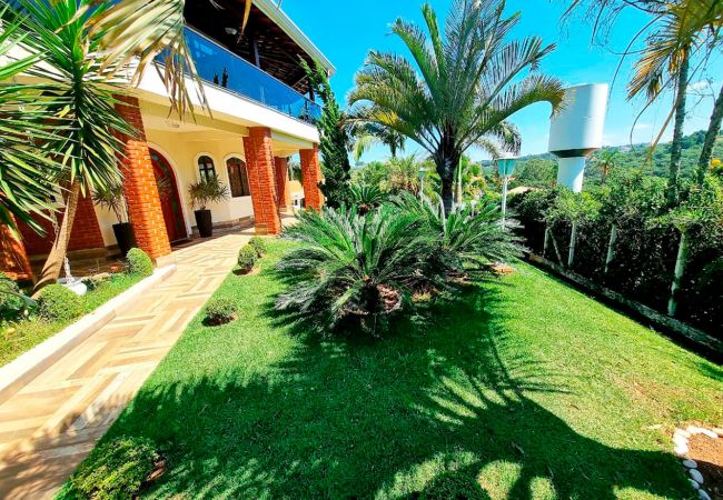 Casa em Mairinque - Casa de campo com Wi-Fi e lazer em Mairinque/SP Casa em Mairinque - Casa de campo com Wi-Fi e lazer em Mairinque/SP