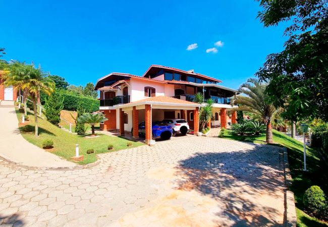 Casa em Mairinque - Casa de campo com Wi-Fi e lazer em Mairinque/SP Casa em Mairinque - Casa de campo com Wi-Fi e lazer em Mairinque/SP