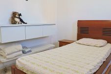 Apartamento em Guarujá - Apto a 500 metros da praia da Enseada no Guarujá