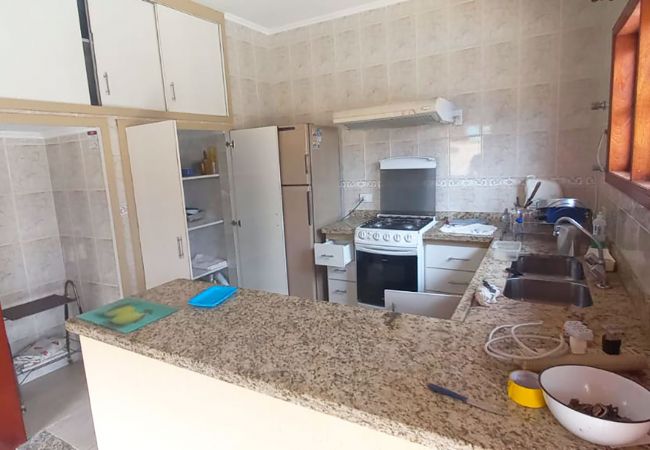 Casa em Peruíbe - Incrível casa c Wi-Fi a 280 m do mar em Peruíbe/SP Casa em Peruíbe - Incrível casa c Wi-Fi a 280 m do mar em Peruíbe/SP