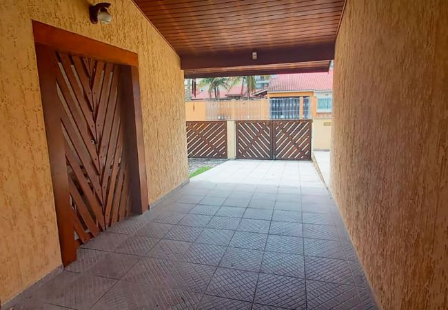 Casa em Peruíbe - Incrível casa c Wi-Fi a 280 m do mar em Peruíbe/SP Casa em Peruíbe - Incrível casa c Wi-Fi a 280 m do mar em Peruíbe/SP