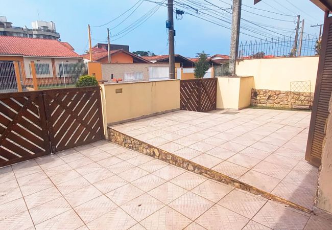 Casa em Peruíbe - Incrível casa c Wi-Fi a 280 m do mar em Peruíbe/SP Casa em Peruíbe - Incrível casa c Wi-Fi a 280 m do mar em Peruíbe/SP