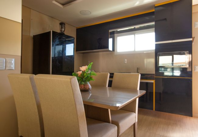 Apartamento em Caucaia - Apartamento a 200 metros da Praia do Cumbuco/CE Apartamento em Caucaia - Apartamento a 200 metros da Praia do Cumbuco/CE