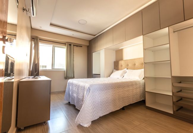 Apartamento em Caucaia - Apartamento a 200 metros da Praia do Cumbuco/CE Apartamento em Caucaia - Apartamento a 200 metros da Praia do Cumbuco/CE