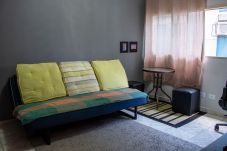 Apartamento em São Paulo - NOVO: Apto com ótima localização na Bela Vista/SP