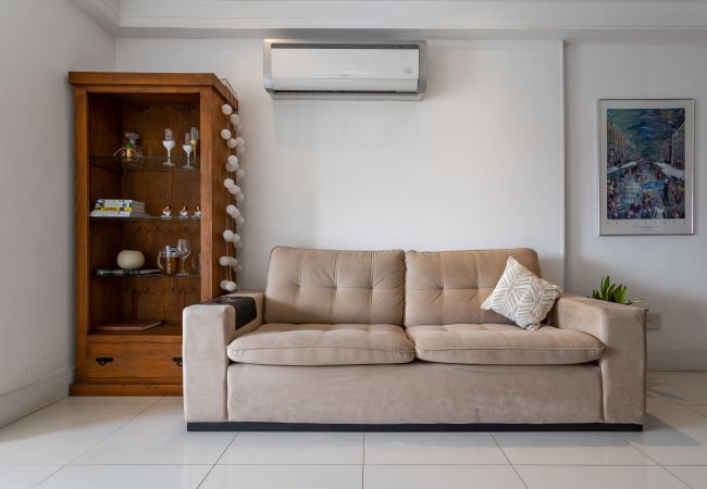 Apartamento em Rio de Janeiro - LC2207 (Barra) Apartamento em Rio de Janeiro - LC2207 (Barra)