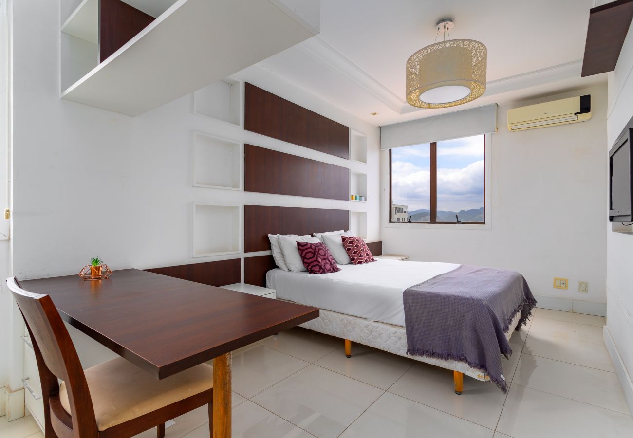 Apartamento em Rio de Janeiro - LC2207 (Barra) Apartamento em Rio de Janeiro - LC2207 (Barra)