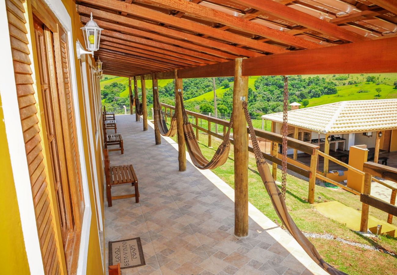 Casa em Socorro - Incrível chácara com piscina e Wi-Fi em Socorro/SP Casa em Socorro - Incrível chácara com piscina e Wi-Fi em Socorro/SP