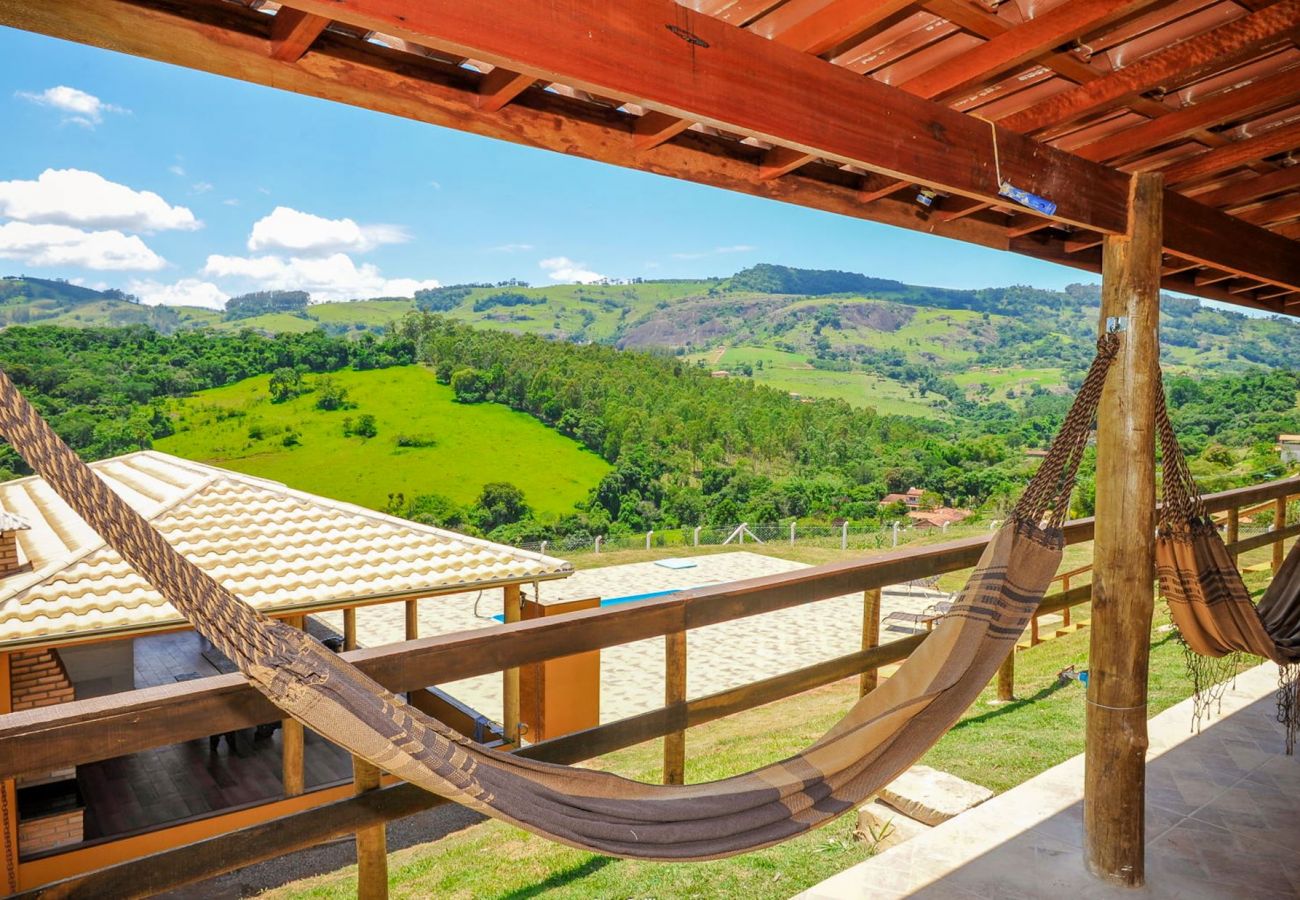 Casa em Socorro - Incrível chácara com piscina e Wi-Fi em Socorro/SP Casa em Socorro - Incrível chácara com piscina e Wi-Fi em Socorro/SP