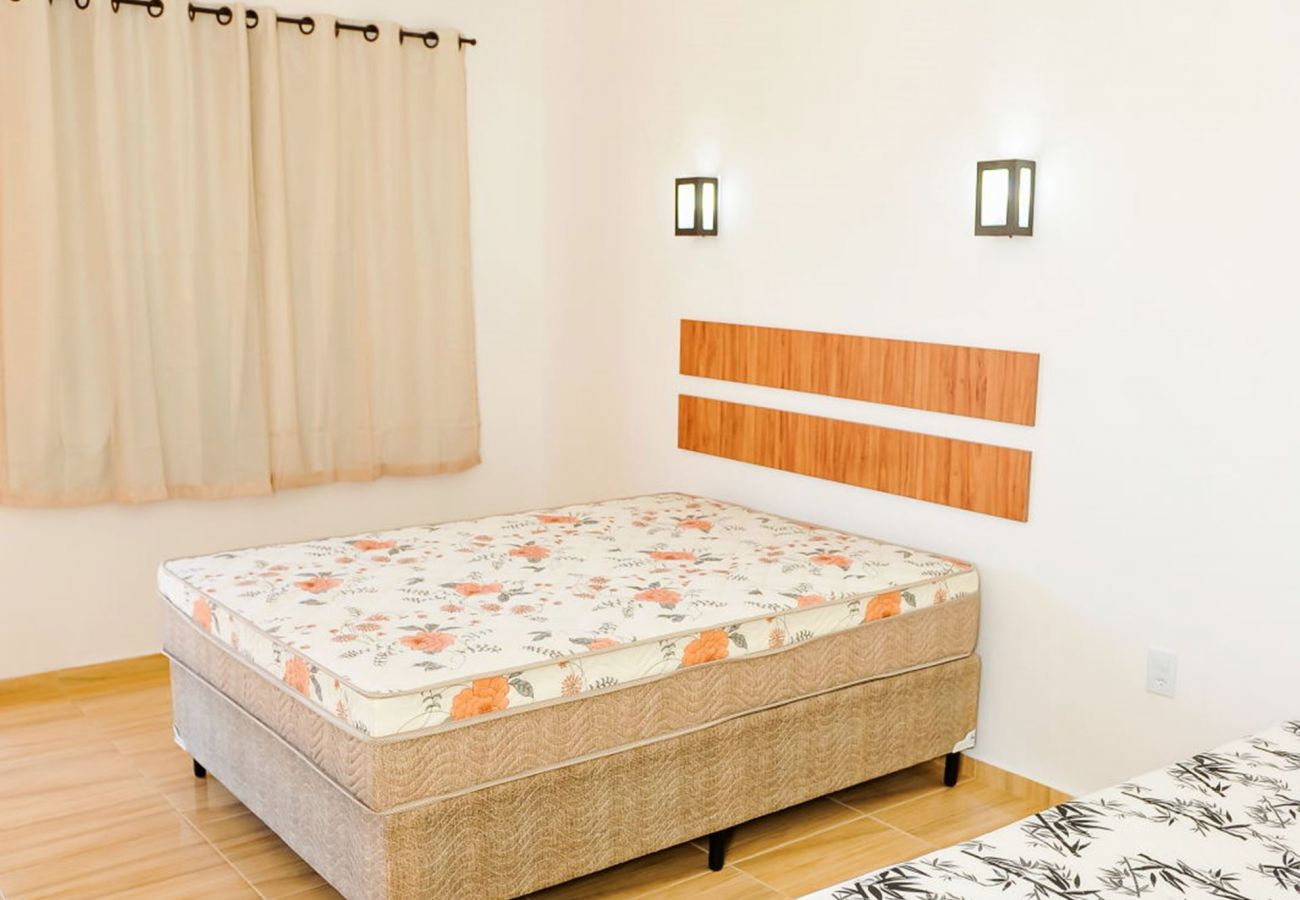 Casa em Socorro - Incrível chácara com piscina e Wi-Fi em Socorro/SP Casa em Socorro - Incrível chácara com piscina e Wi-Fi em Socorro/SP