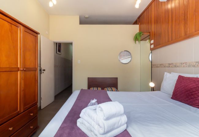 Apartamento em Rio de Janeiro - STC905 (Zona3) Apartamento em Rio de Janeiro - STC905 (Zona3)