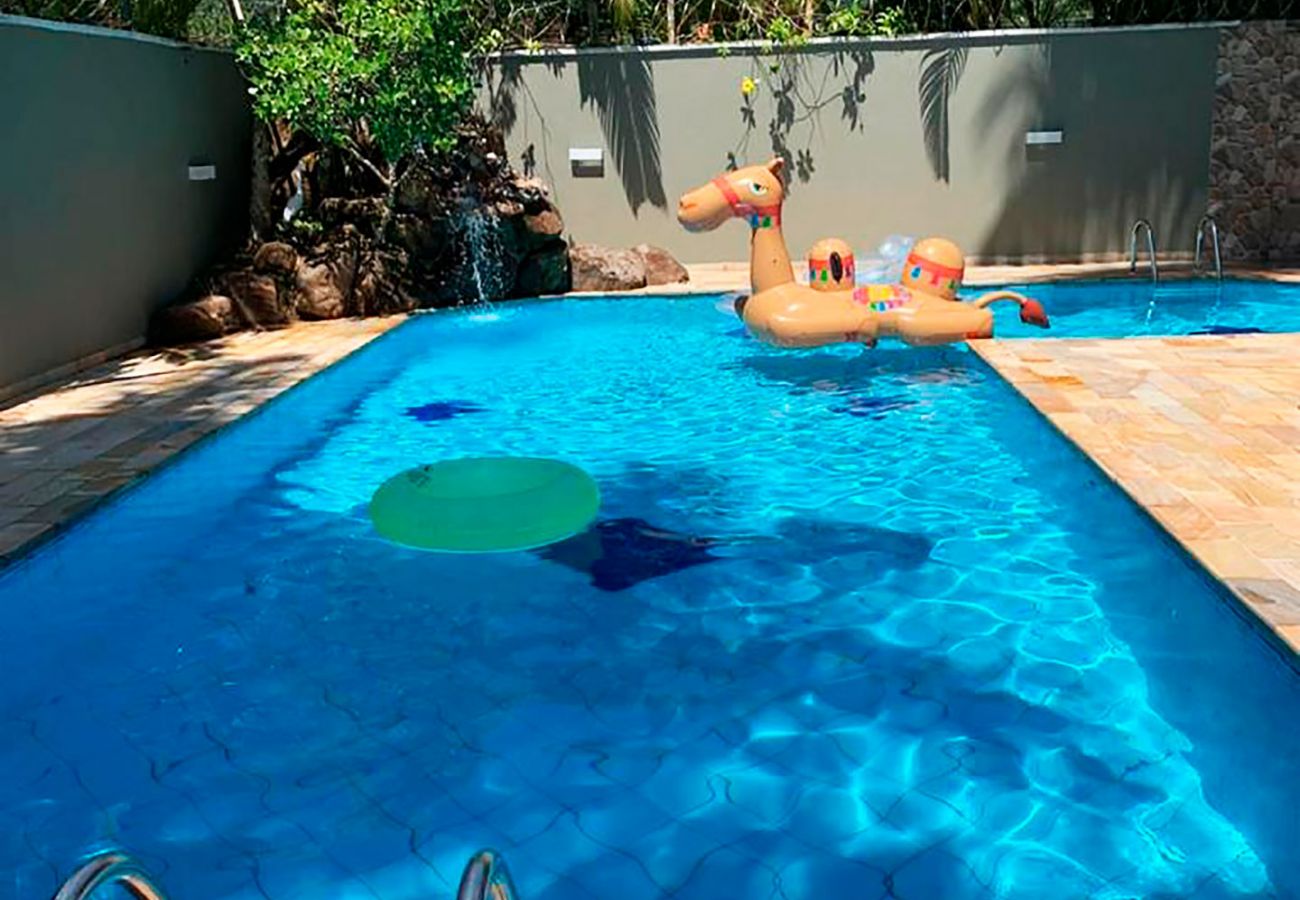 Casa em São Sebastião - Incrível casa a 13 min a pé da Praia de Juquehy/SP Casa em São Sebastião - Incrível casa a 13 min a pé da Praia de Juquehy/SP