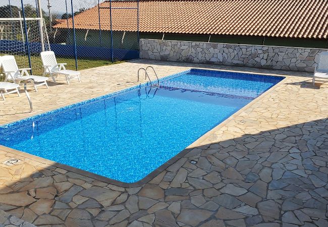 Casa em Mairinque - Casa de campo com Wi-Fi e Piscina em Mairinque/SP Casa em Mairinque - Casa de campo com Wi-Fi e Piscina em Mairinque/SP