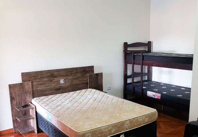 Casa em Mairinque - Casa de campo com Wi-Fi e Piscina em Mairinque/SP Casa em Mairinque - Casa de campo com Wi-Fi e Piscina em Mairinque/SP