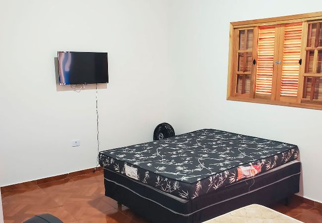 Casa em Mairinque - Casa de campo com Wi-Fi e Piscina em Mairinque/SP Casa em Mairinque - Casa de campo com Wi-Fi e Piscina em Mairinque/SP