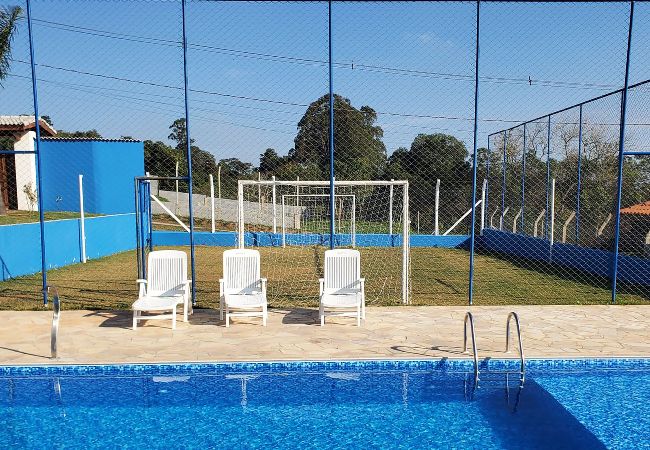 Casa em Mairinque - Casa de campo com Wi-Fi e Piscina em Mairinque/SP Casa em Mairinque - Casa de campo com Wi-Fi e Piscina em Mairinque/SP