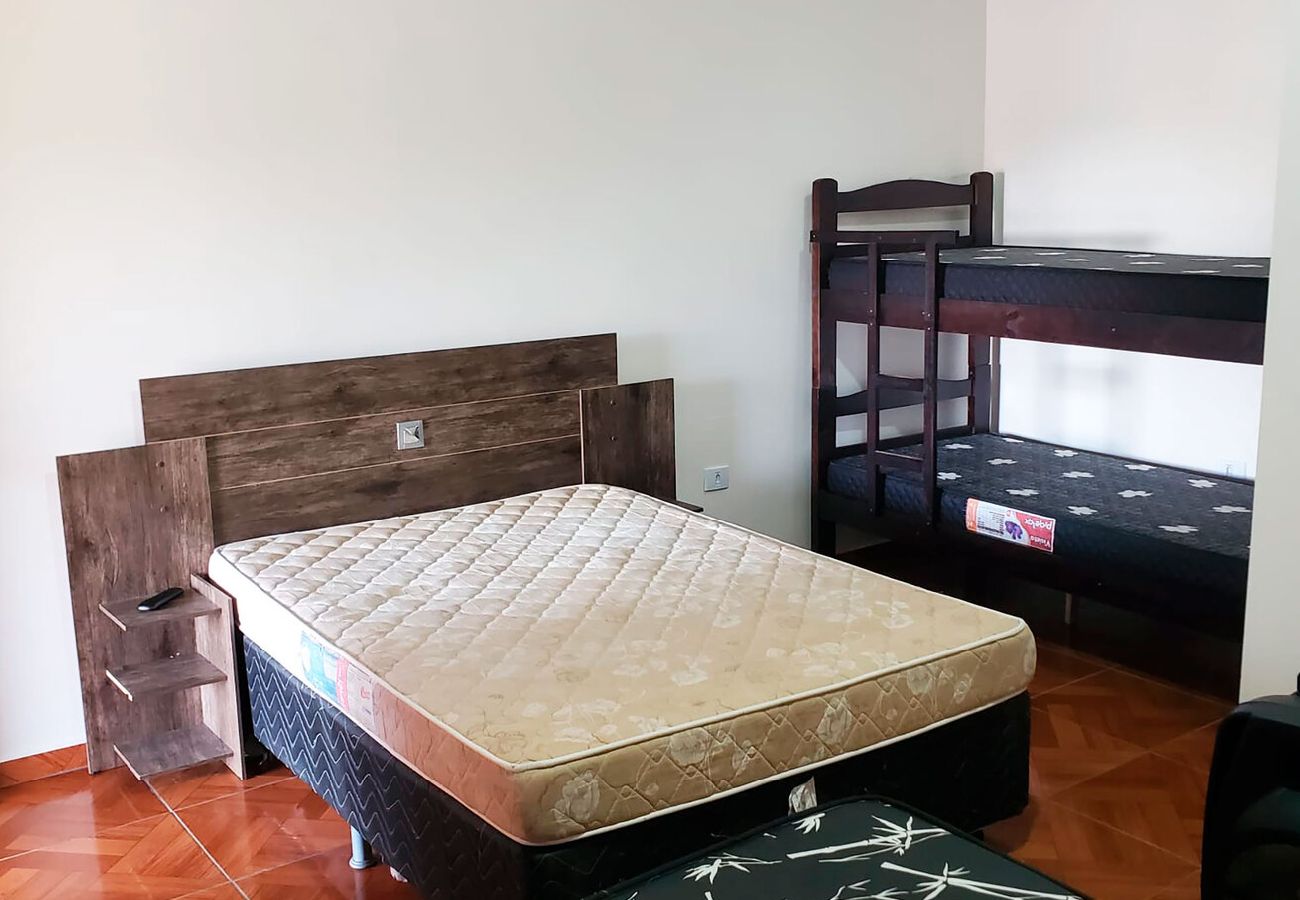 Casa em Mairinque - Casa de campo com Wi-Fi e Piscina em Mairinque/SP Casa em Mairinque - Casa de campo com Wi-Fi e Piscina em Mairinque/SP