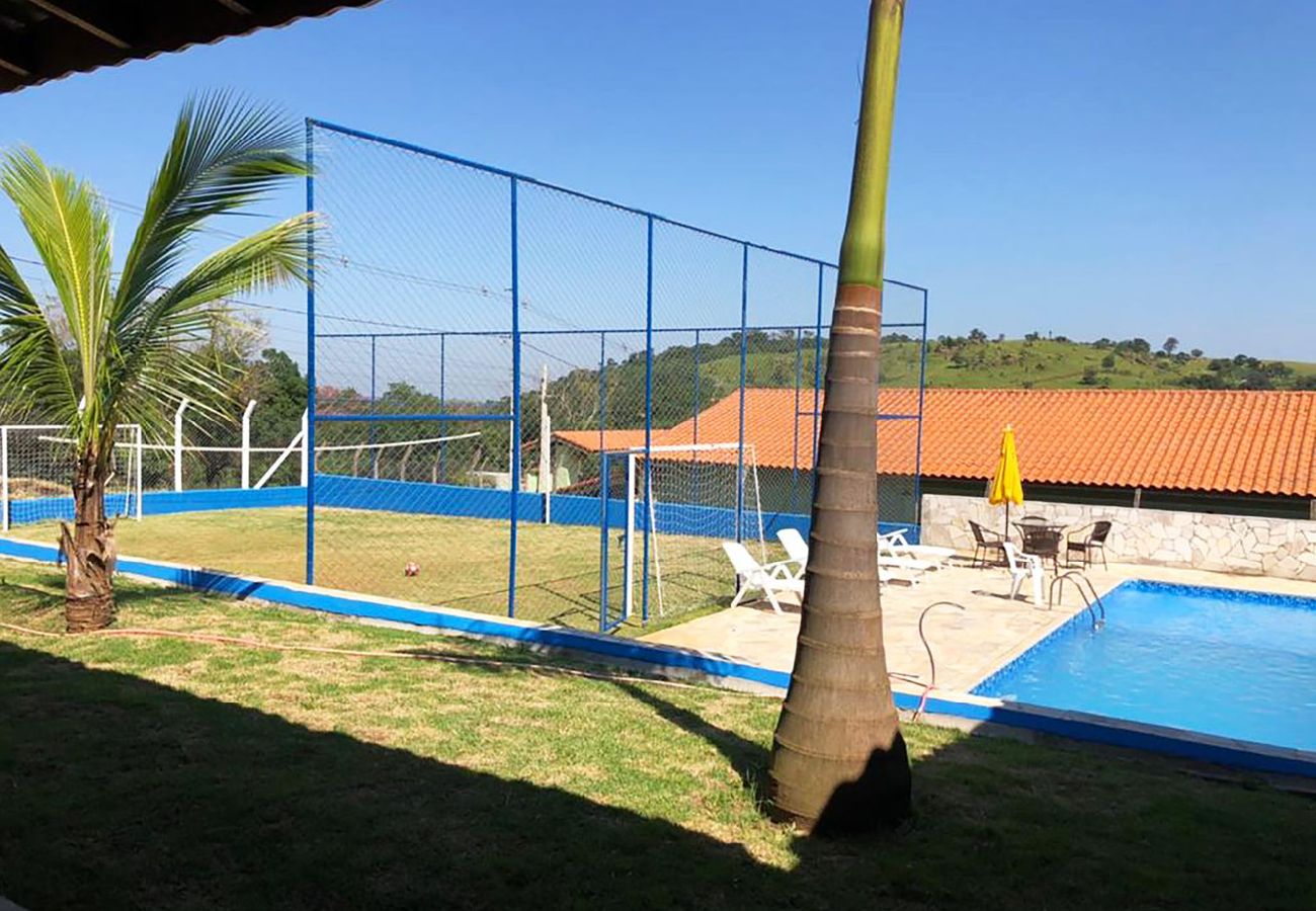 Casa em Mairinque - Casa de campo com Wi-Fi e Piscina em Mairinque/SP Casa em Mairinque - Casa de campo com Wi-Fi e Piscina em Mairinque/SP