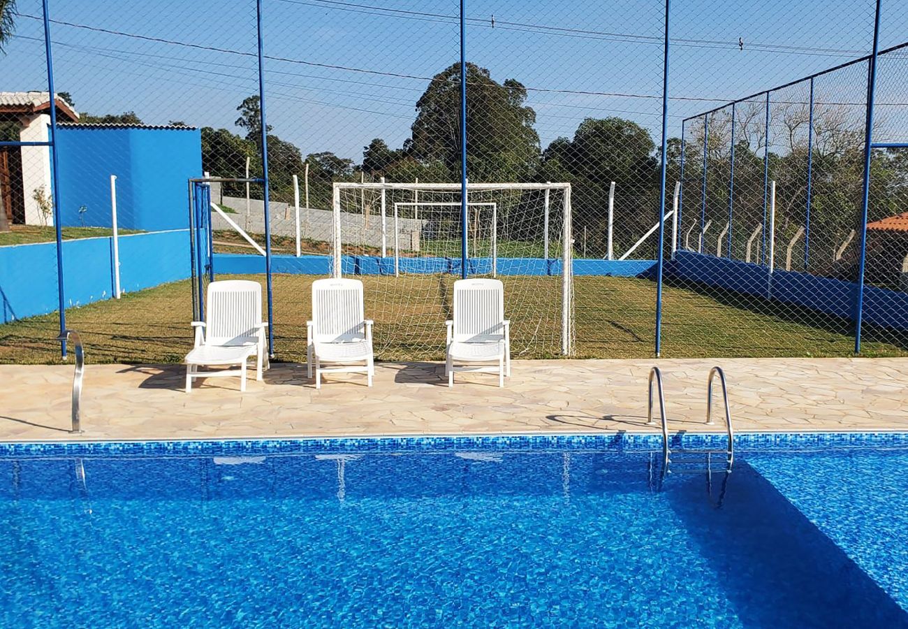 Casa em Mairinque - Casa de campo com Wi-Fi e Piscina em Mairinque/SP Casa em Mairinque - Casa de campo com Wi-Fi e Piscina em Mairinque/SP