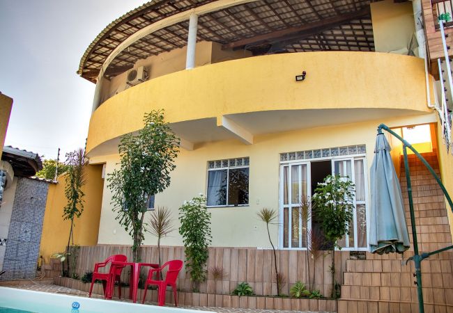 Casa em Camaçari - Casa com Churrasqueira e Piscina em Camaçari/BA Casa em Camaçari - Casa com Churrasqueira e Piscina em Camaçari/BA