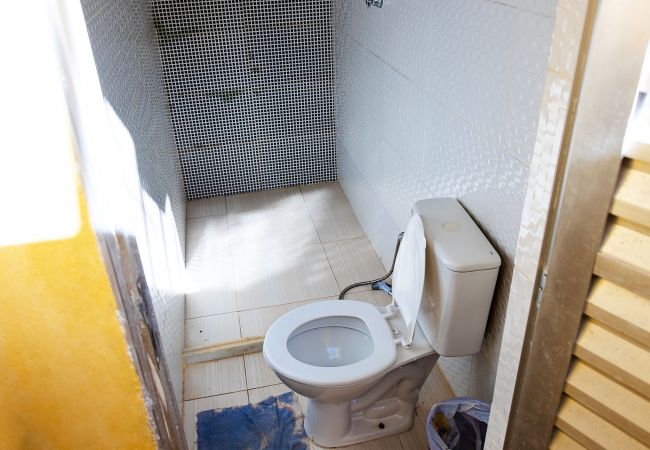 Casa em Camaçari - Casa com Churrasqueira e Piscina em Camaçari/BA Casa em Camaçari - Casa com Churrasqueira e Piscina em Camaçari/BA