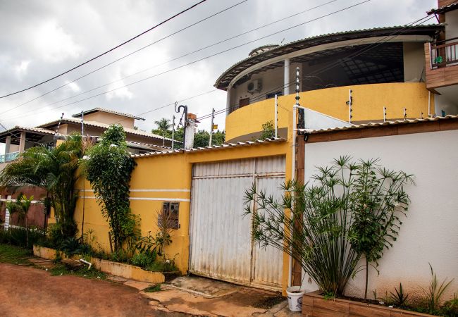 Casa em Camaçari - Casa com Churrasqueira e Piscina em Camaçari/BA Casa em Camaçari - Casa com Churrasqueira e Piscina em Camaçari/BA