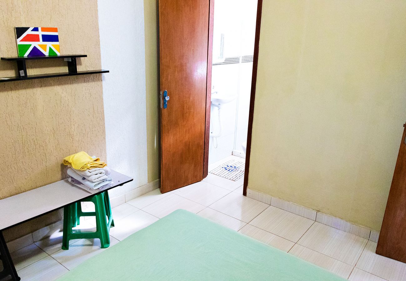 Casa em Camaçari - Casa com Churrasqueira e Piscina em Camaçari/BA Casa em Camaçari - Casa com Churrasqueira e Piscina em Camaçari/BA
