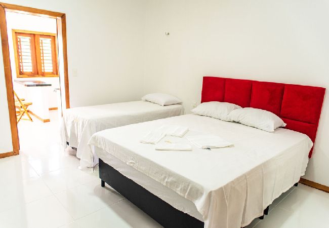 Apartamento em Fortim - Shekna Flat com Wi-Fi na Praia Pontal de Maceió/CE Apartamento em Fortim - Shekna Flat com Wi-Fi na Praia Pontal de Maceió/CE