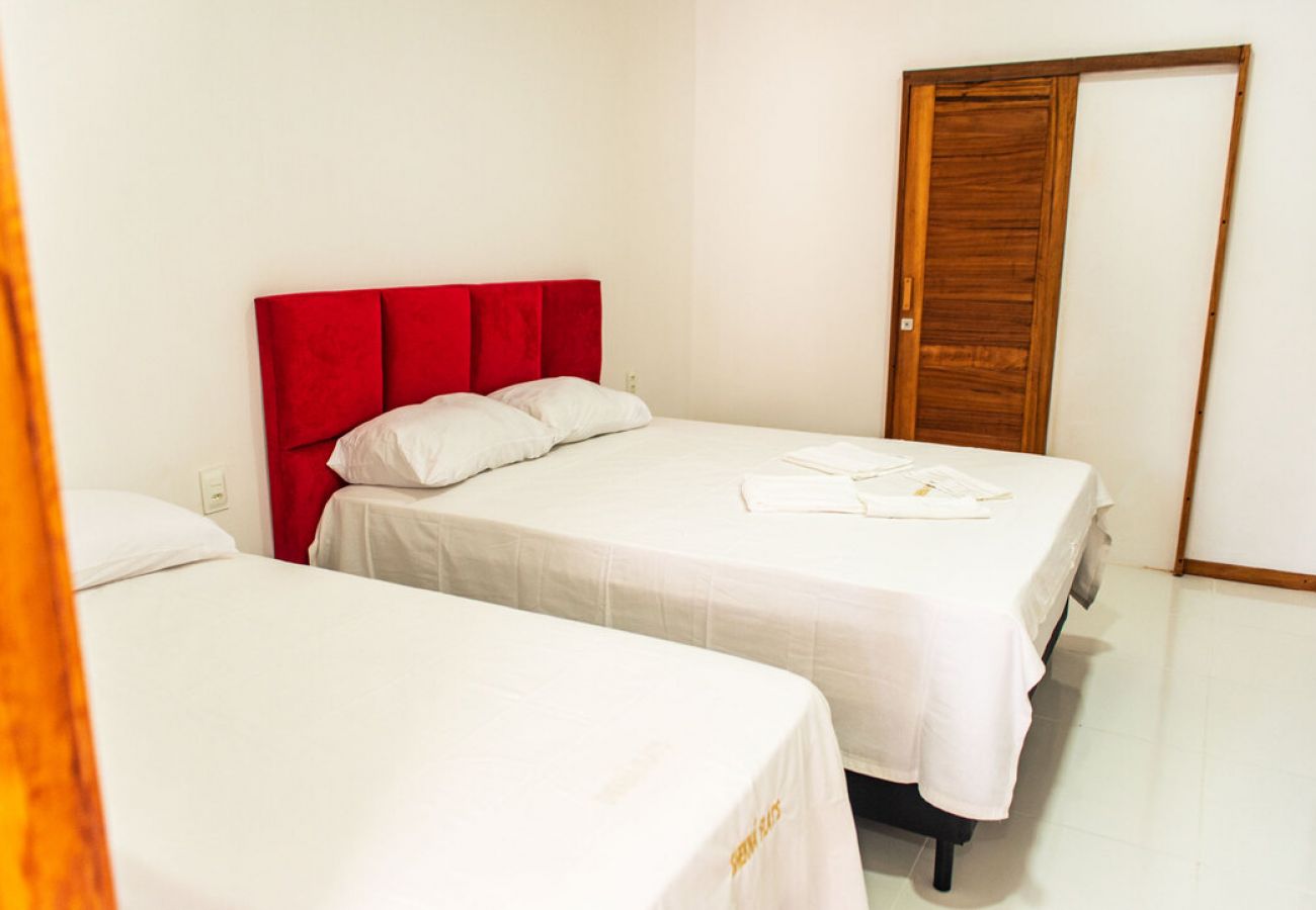 Apartamento em Fortim - Shekna Flat com Wi-Fi na Praia Pontal de Maceió/CE Apartamento em Fortim - Shekna Flat com Wi-Fi na Praia Pontal de Maceió/CE