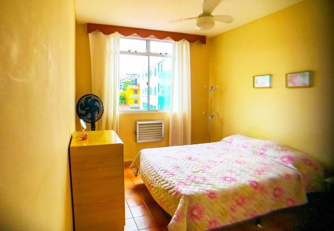 Apartamento em Cabo Frio - Apto com Wi-Fi a 5 min do mar em Cabo Frio/RJ Apartamento em Cabo Frio - Apto com Wi-Fi a 5 min do mar em Cabo Frio/RJ