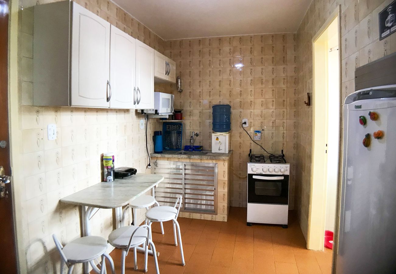 Apartamento em Cabo Frio - Apto com Wi-Fi a 5 min do mar em Cabo Frio/RJ Apartamento em Cabo Frio - Apto com Wi-Fi a 5 min do mar em Cabo Frio/RJ