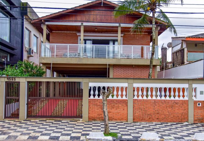 Casa em Guarujá - Casa beira mar na Praia da Enseada no Guarujá/SP Casa em Guarujá - Casa beira mar na Praia da Enseada no Guarujá/SP