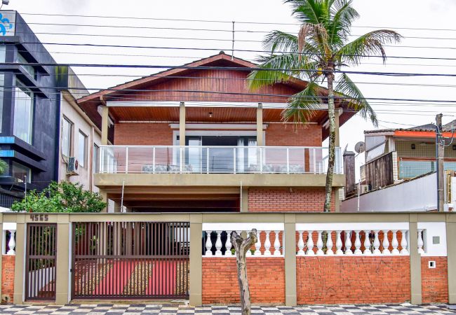 Casa em Guarujá - Casa beira mar na Praia da Enseada no Guarujá/SP Casa em Guarujá - Casa beira mar na Praia da Enseada no Guarujá/SP