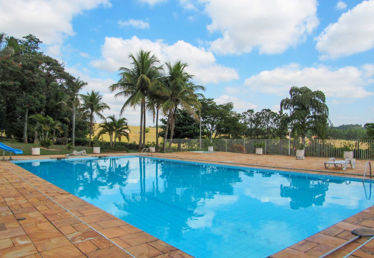 Casa em Porto Feliz - Casa de campo c Churrasq e Piscina, Porto Feliz/SP