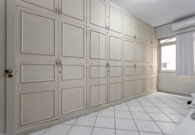 Apartamento em Rio de Janeiro - A303 (Zona2) Apartamento em Rio de Janeiro - A303 (Zona2)