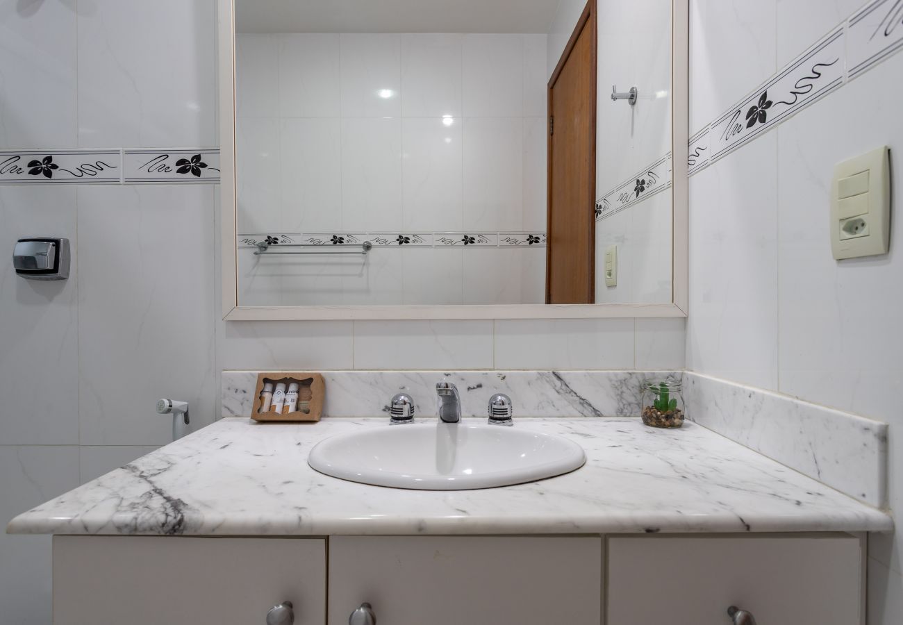 Apartamento em Rio de Janeiro - A303 (Zona2) Apartamento em Rio de Janeiro - A303 (Zona2)