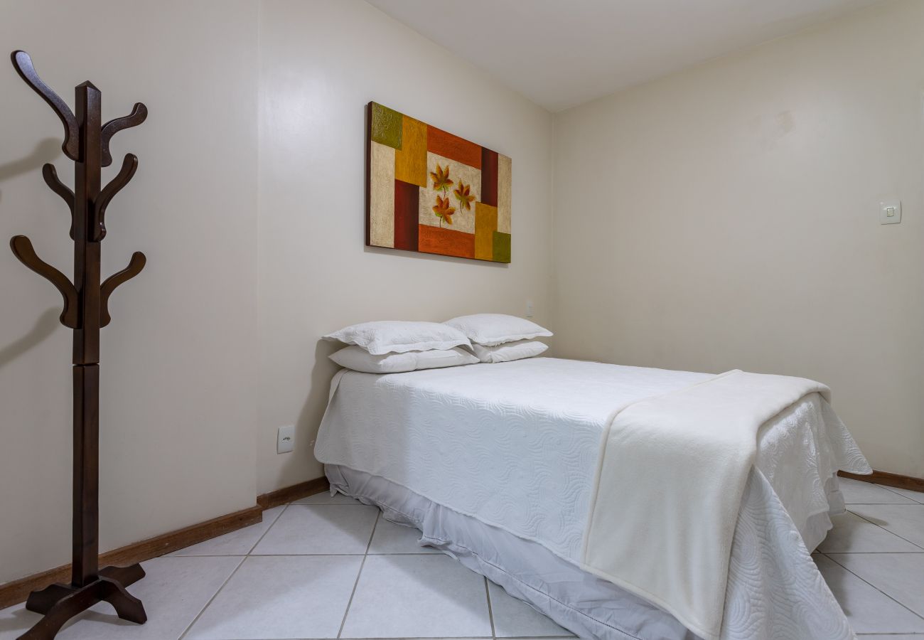 Apartamento em Rio de Janeiro - A303 (Zona2) Apartamento em Rio de Janeiro - A303 (Zona2)