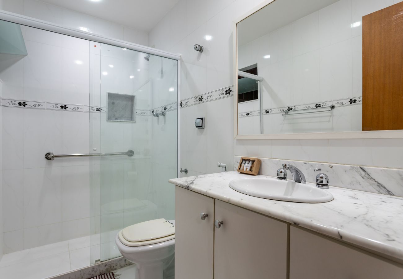 Apartamento em Rio de Janeiro - A303 (Zona2) Apartamento em Rio de Janeiro - A303 (Zona2)
