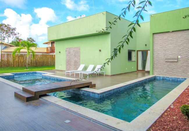 Casa em Camaçari - Casa c ótima infraestrutura e piscina, Camaçari/BA Casa em Camaçari - Casa c ótima infraestrutura e piscina, Camaçari/BA