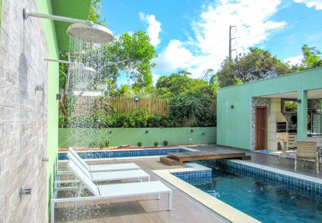 Casa em Camaçari - Casa c ótima infraestrutura e piscina, Camaçari/BA Casa em Camaçari - Casa c ótima infraestrutura e piscina, Camaçari/BA