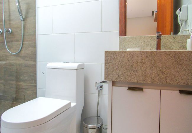 Casa em Camaçari - Casa c ótima infraestrutura e piscina, Camaçari/BA Casa em Camaçari - Casa c ótima infraestrutura e piscina, Camaçari/BA