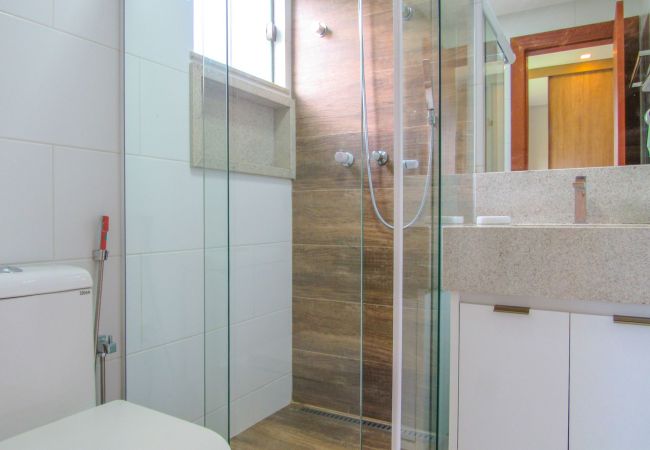 Casa em Camaçari - Casa c ótima infraestrutura e piscina, Camaçari/BA Casa em Camaçari - Casa c ótima infraestrutura e piscina, Camaçari/BA