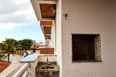 Apartamento em Florianópolis - Apto com Wi-Fi a 30m da Praia dos Ingleses/SC